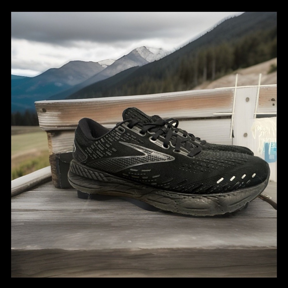 Brooks Glycerin GTS 20 Mens 10.5 Wide Shoe Black Running Gym Sneaker 1103832E020